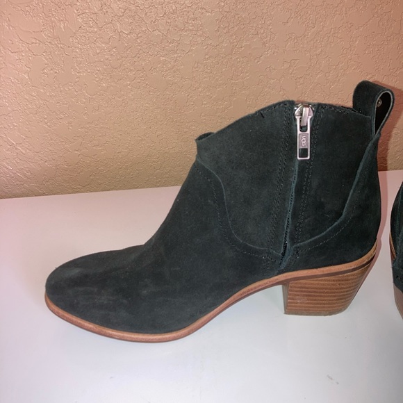 UGG womens Kingsburg Ankle boot black 6.5 - Picture 5 of 14